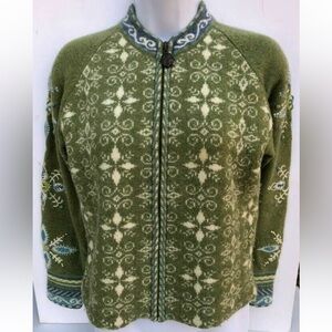 Tabi Green 100% wool Icelandic Nordic embroidered cardigan sweater zipper